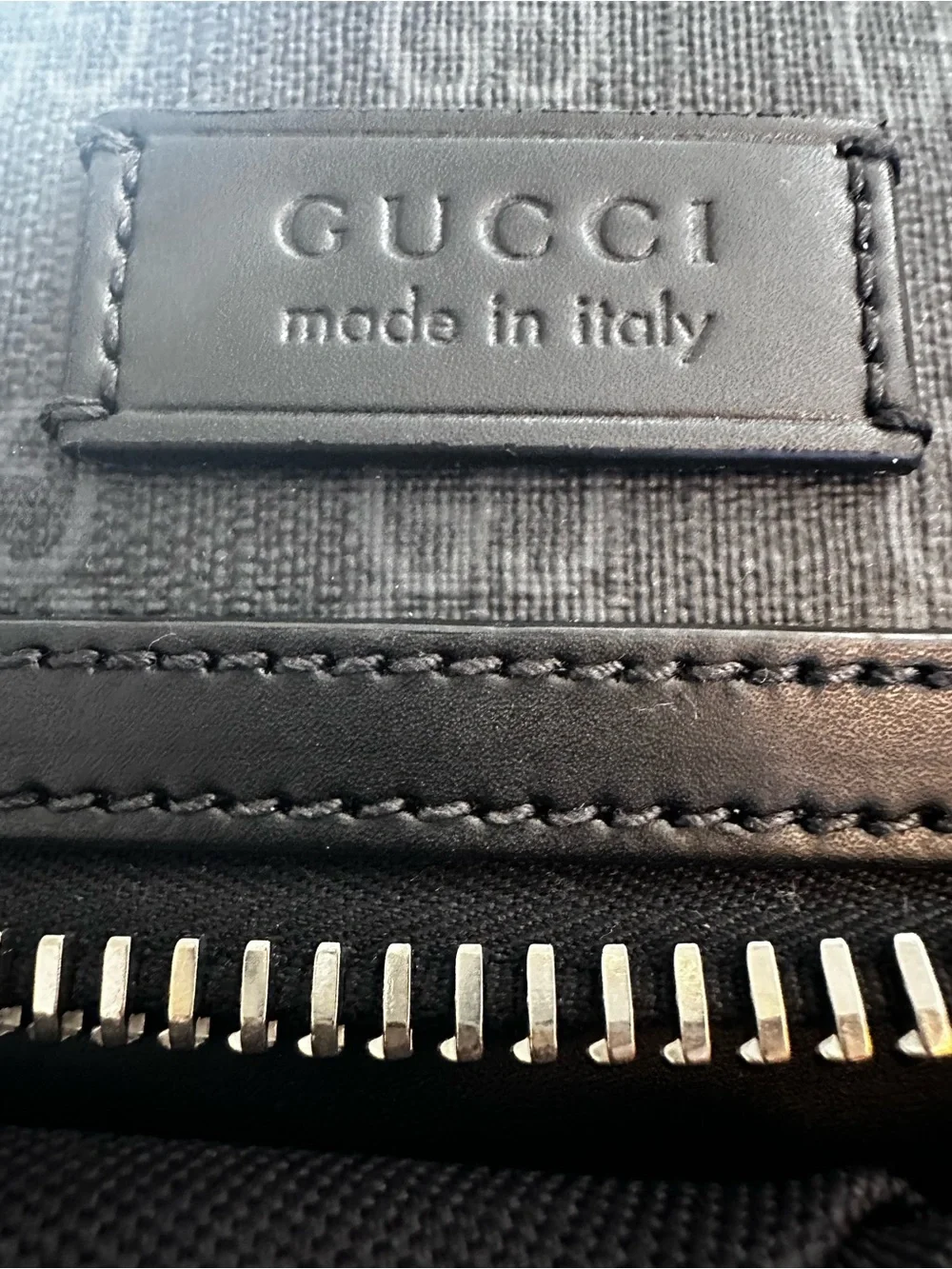 Gucci Men's GG Supreme Web Flat Messenger Crossbody Bag